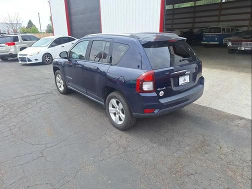 True Blue Pearlcoat 2016 Jeep Compass Sport