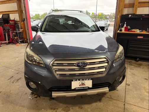 Blue 2016 Subaru Outback 3.6R Limited