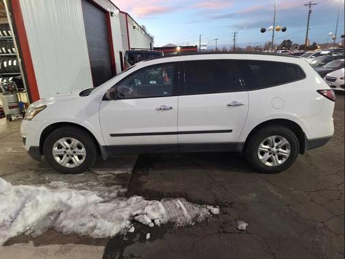 2016 Chevrolet Traverse LS