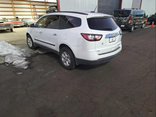 2016 Chevrolet Traverse LS
