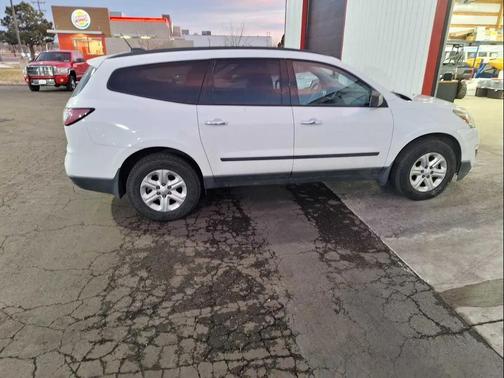 2016 Chevrolet Traverse LS