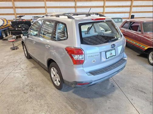 2015 Subaru Forester 2.5i