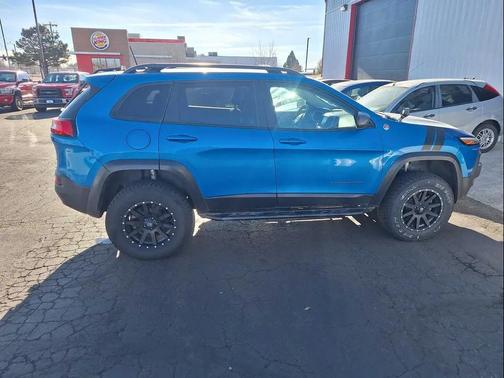 2017 Jeep Cherokee Trailhawk