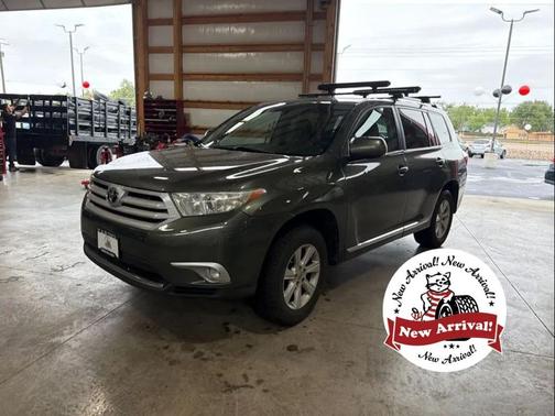 Cypress Pearl 2013 Toyota Highlander SE