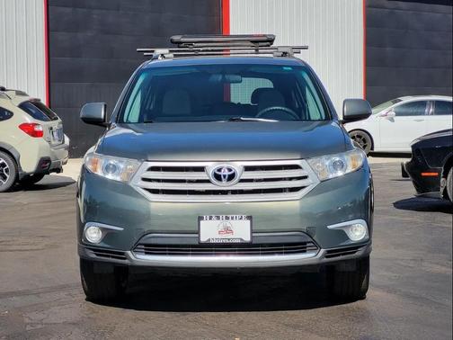 Cypress Pearl 2013 Toyota Highlander SE