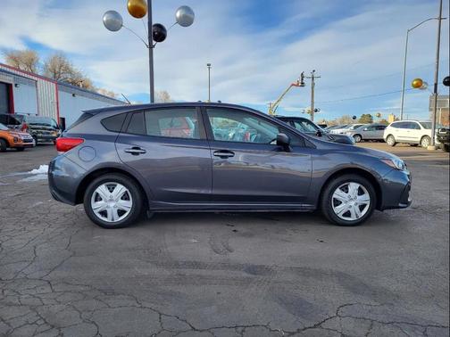 2019 Subaru Impreza 2.0i