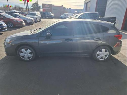 2019 Subaru Impreza 2.0i