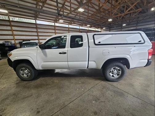 Super White 2016 Toyota Tacoma SR