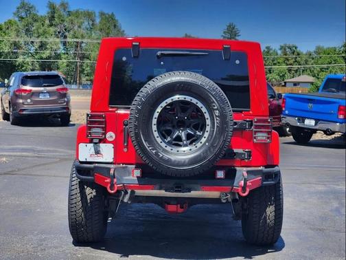 Firecracker Red Clearcoat 2016 Jeep Wrangler Unlimited Sahara