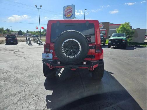 Firecracker Red Clearcoat 2016 Jeep Wrangler Unlimited Sahara