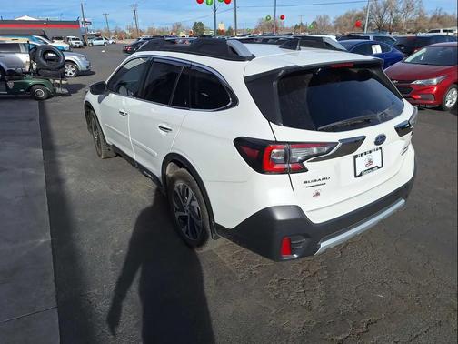 2020 Subaru Outback Touring XT