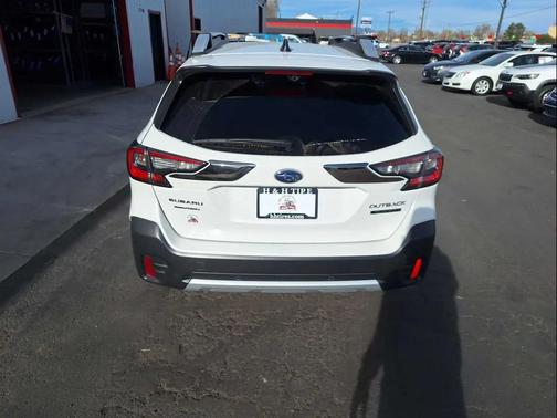 2020 Subaru Outback Touring XT
