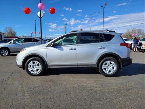 2014 Toyota RAV4 LE