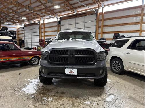 Bright Silver Metallic Clearcoat 2014 RAM 1500 Tradesman/Express