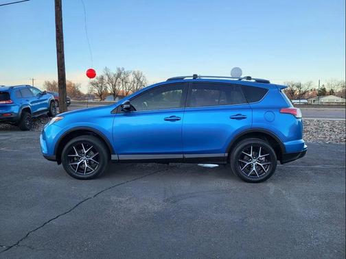 2018 Toyota RAV4 SE