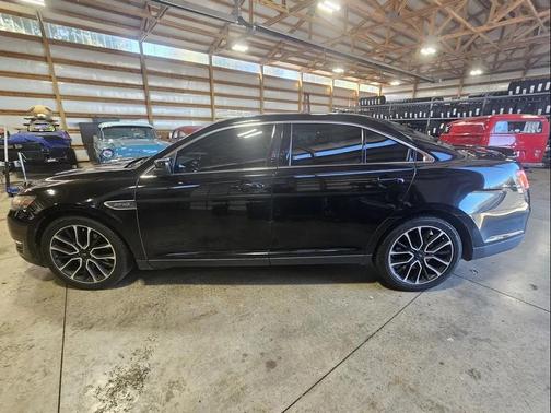 Shadow Black 2017 Ford Taurus SHO