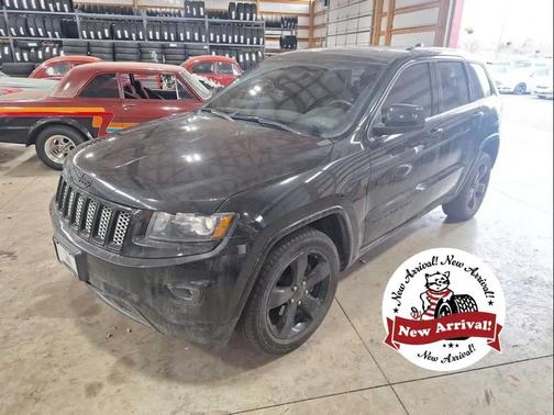 Brilliant Black Crystal Pearlcoat 2015 Jeep Grand Cherokee Altitude SUV
