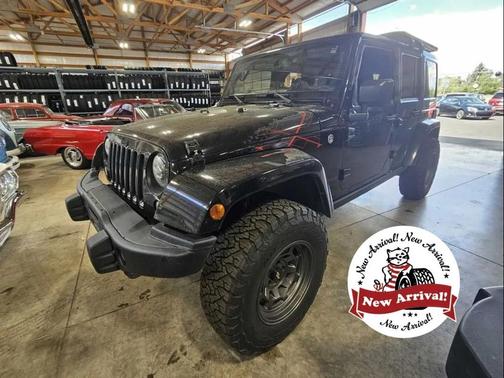 Black Clearcoat 2016 Jeep Wrangler Unlimited Backcountry