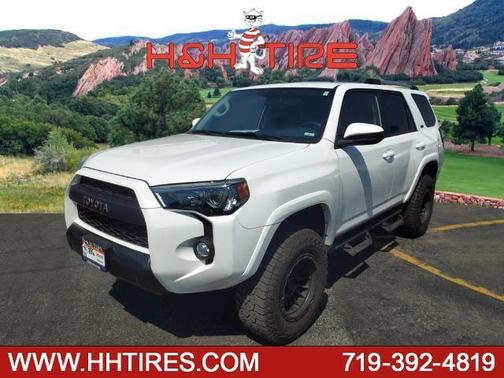 Photo 1 of 30 of 2019 Toyota 4Runner SR5 Sport