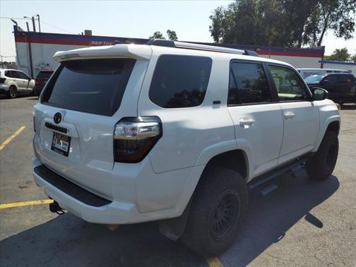 Photo 5 of 30 of 2019 Toyota 4Runner SR5 Sport