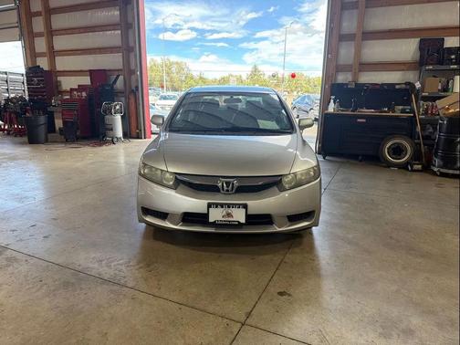Alabaster Silver Metallic 2010 Honda Civic EX-L