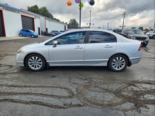 Alabaster Silver Metallic 2010 Honda Civic EX-L