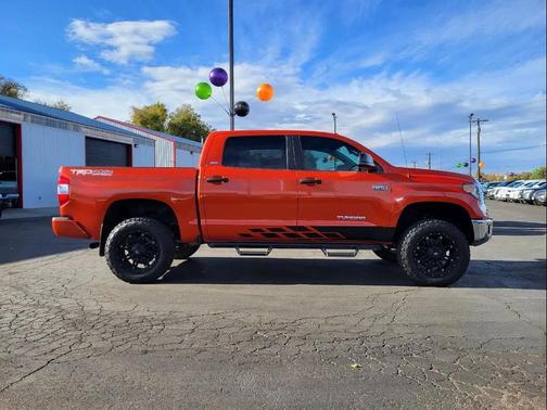 2018 Toyota Tundra SR5