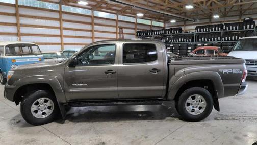2014 Toyota Tacoma Base