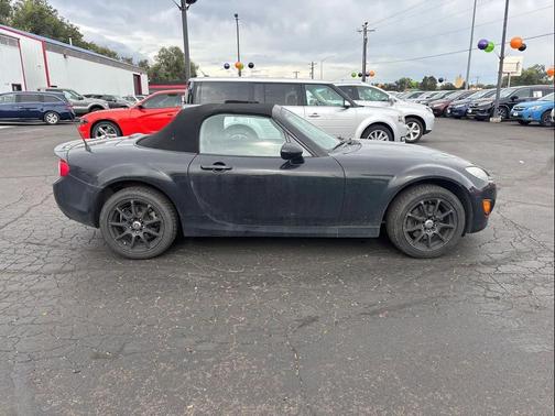 2011 Mazda MX-5 Miata Sport