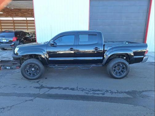 2015 Toyota Tacoma Base