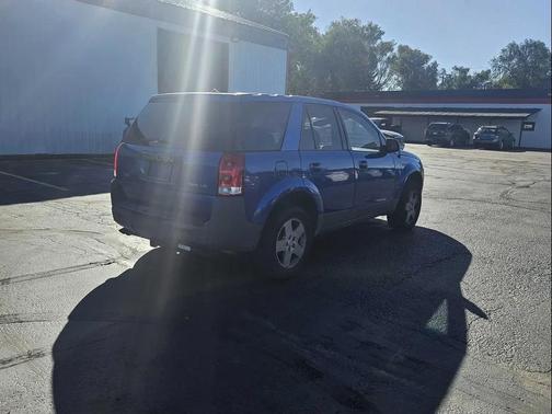 2004 Saturn Vue Base