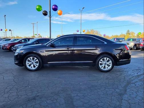 2014 Ford Taurus SEL