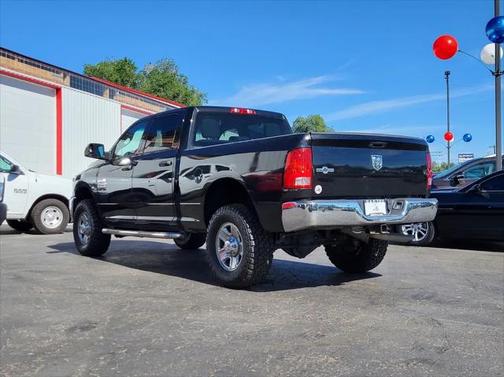 2018 RAM 2500 Tradesman Crew Cab 4x4 6'4' Box