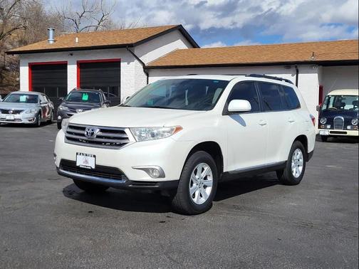 2013 Toyota Highlander SE