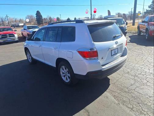 2013 Toyota Highlander SE
