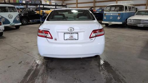 2010 Toyota Camry LE