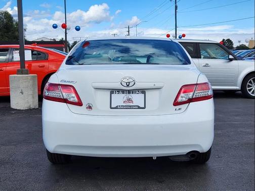 2010 Toyota Camry LE