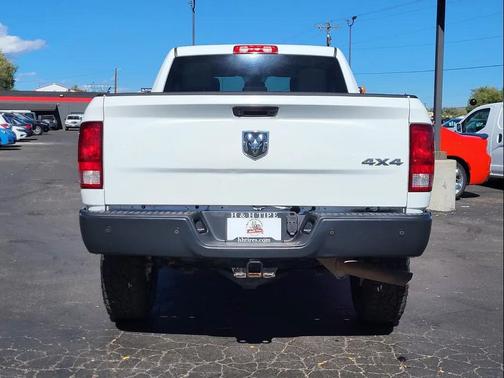 2017 RAM 2500 Tradesman Crew Cab 4x4 6'4' Box