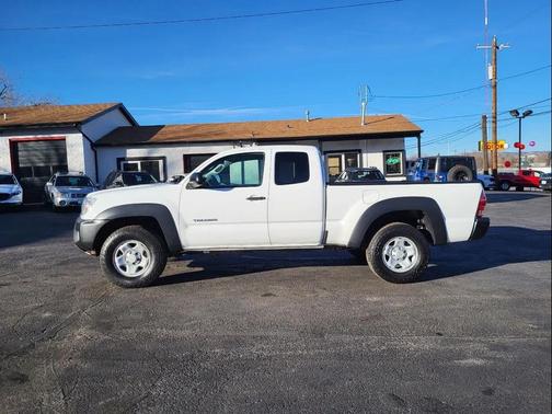 2014 Toyota Tacoma Base