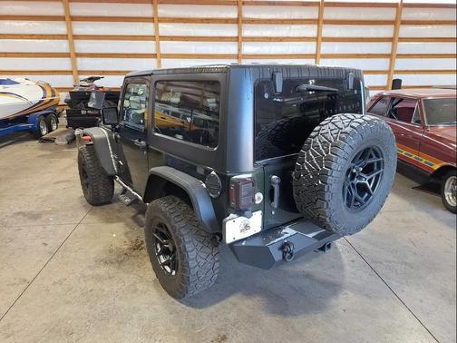 2011 Jeep Wrangler Sahara