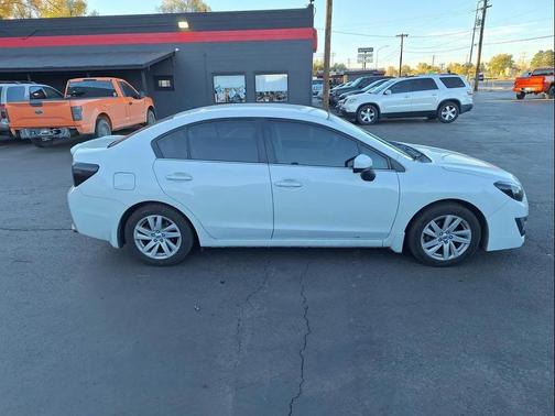 2015 Subaru Impreza 2.0i Premium