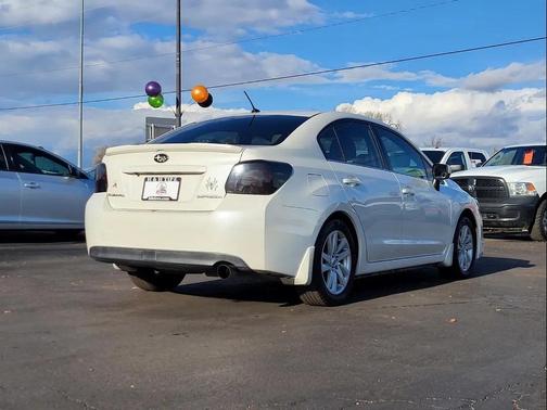 2015 Subaru Impreza 2.0i Premium