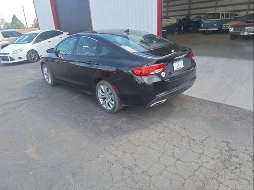 Black Clearcoat 2015 Chrysler 200 S