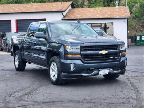 Graphite Metallic 2018 Chevrolet Silverado 1500 2LT