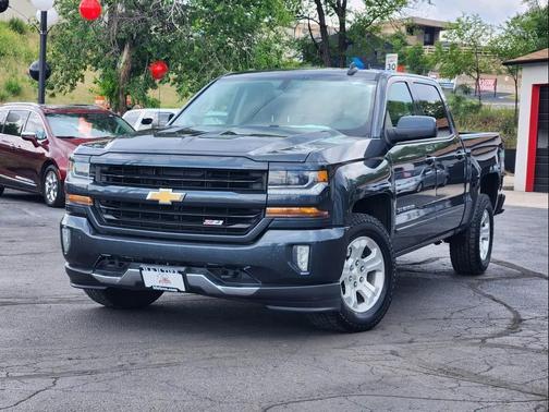 Graphite Metallic 2018 Chevrolet Silverado 1500 2LT