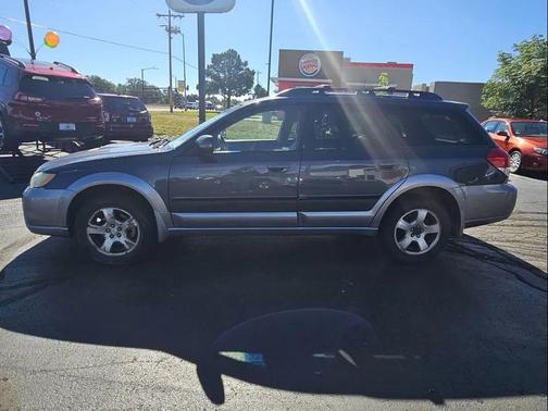 Diamond Gray Metallic/Quartz Silver Metallic 2009 Subaru Outback 2.5 XT Limited