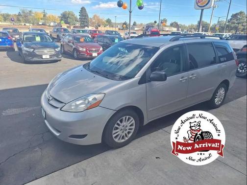 2008 Toyota Sienna LE