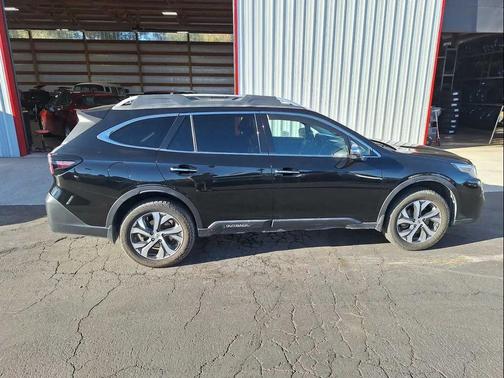 2020 Subaru Outback Touring XT