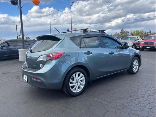 2013 Mazda Mazda3 i Touring