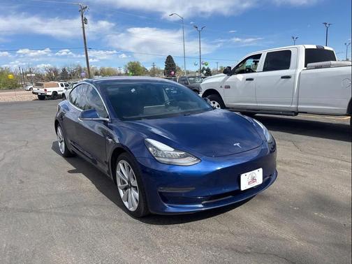 Deep Blue Metallic 2018 Tesla Model 3 Performance